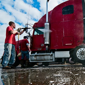 Fleet Washing and Mobile Truck Washing Services